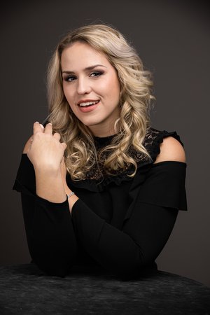 Tuznik Natália fotója