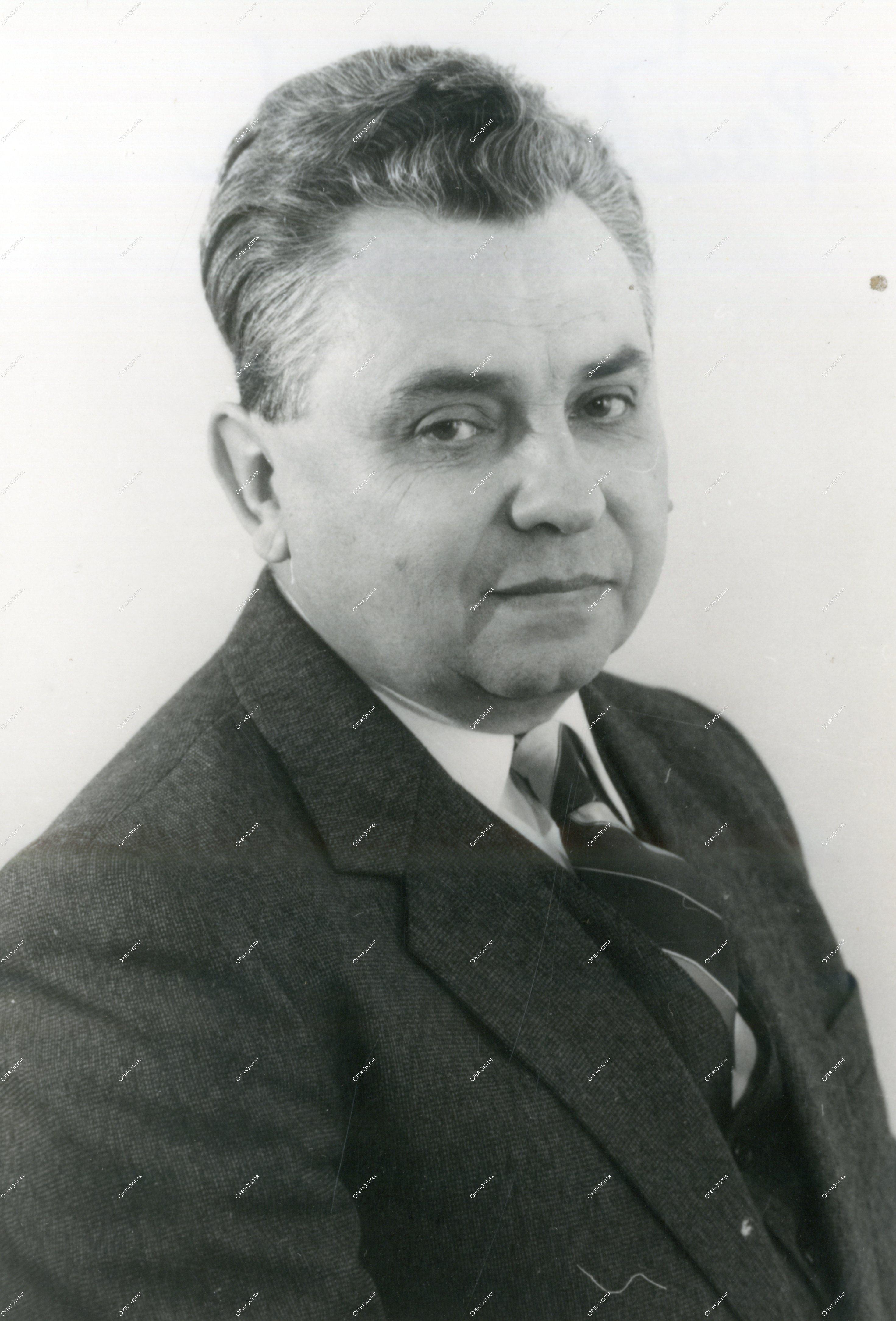 Pásztor Béla fotója