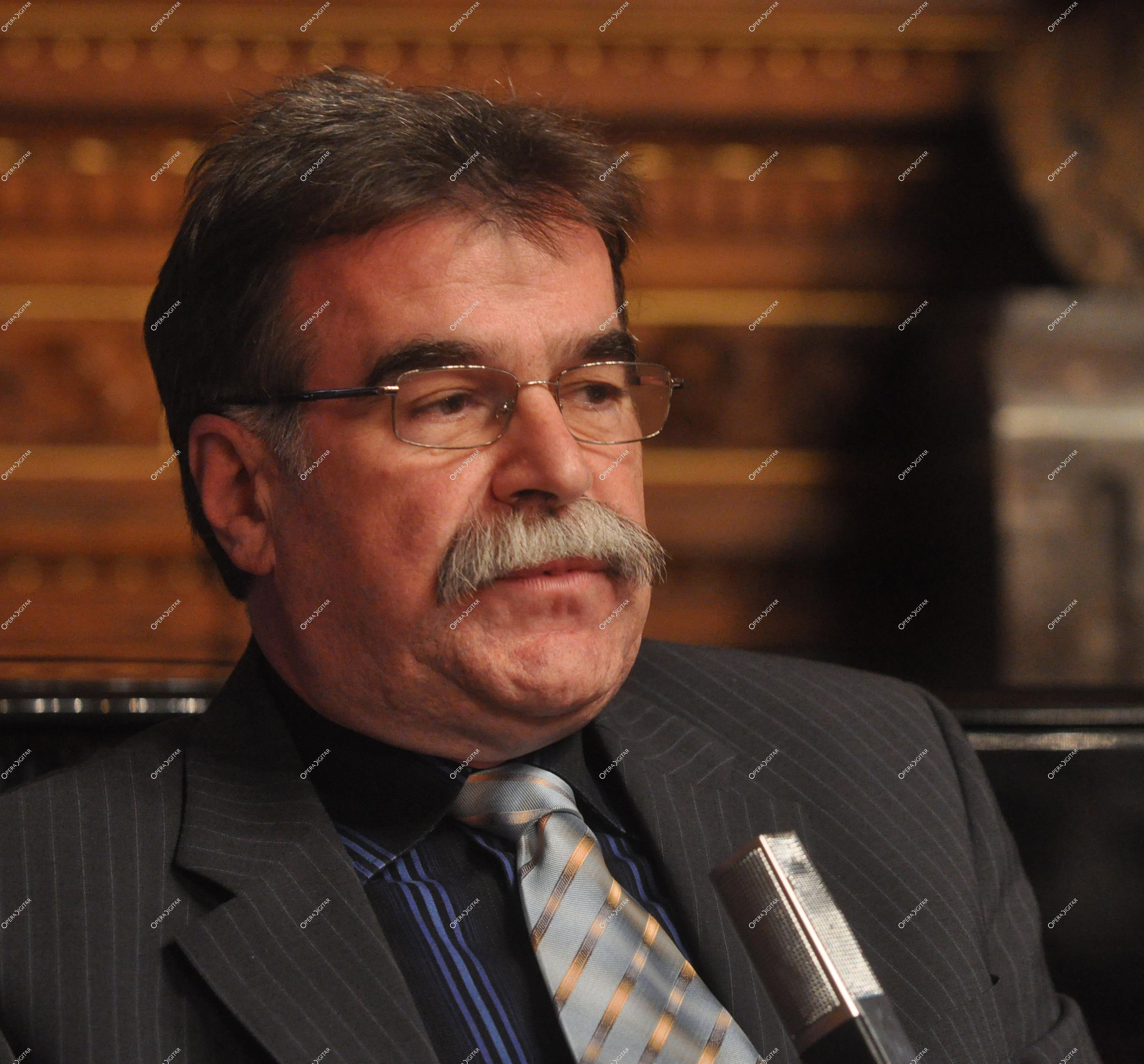 Szabó Attila fotója
