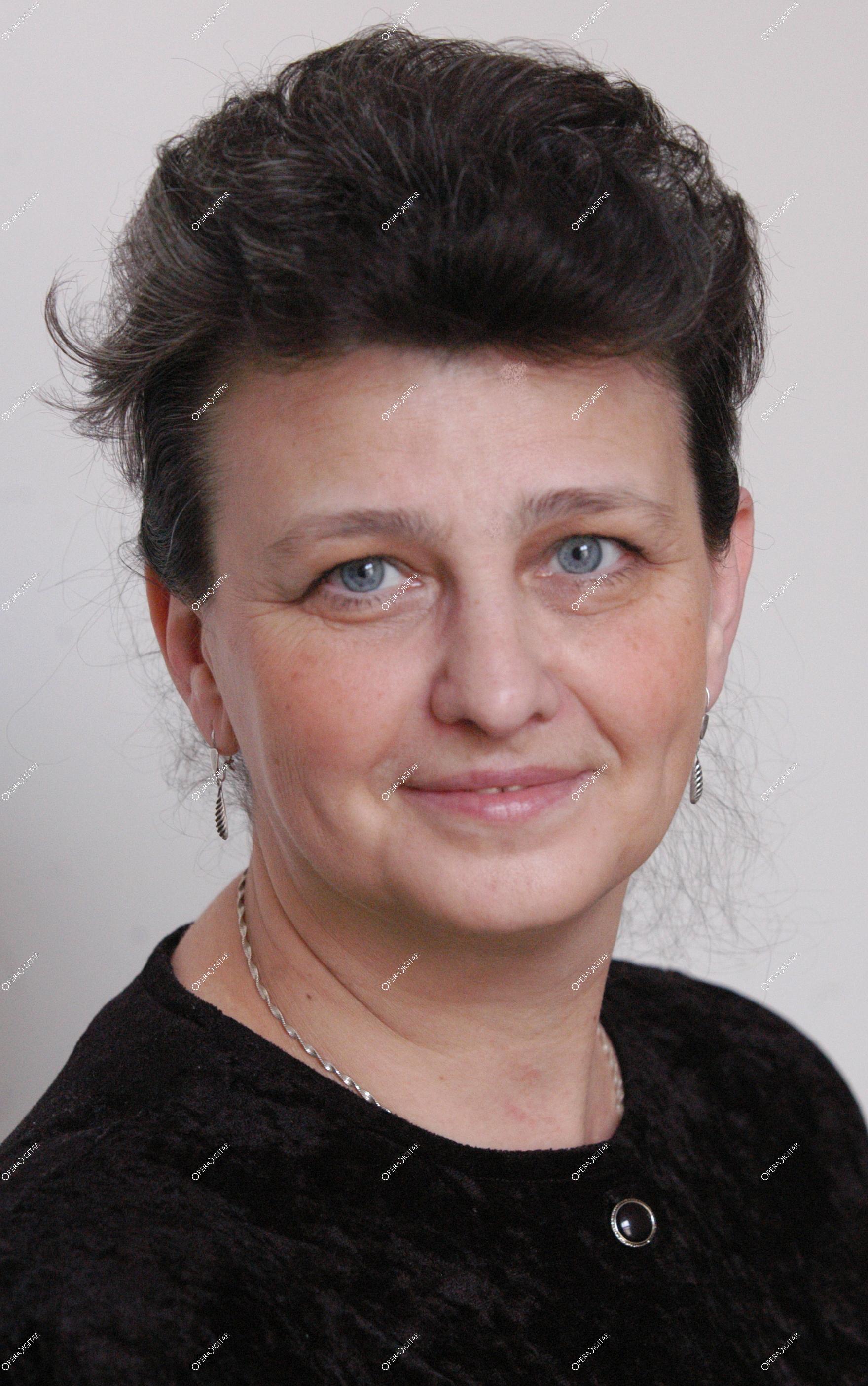 Gupcsó Gyöngyvér fotója