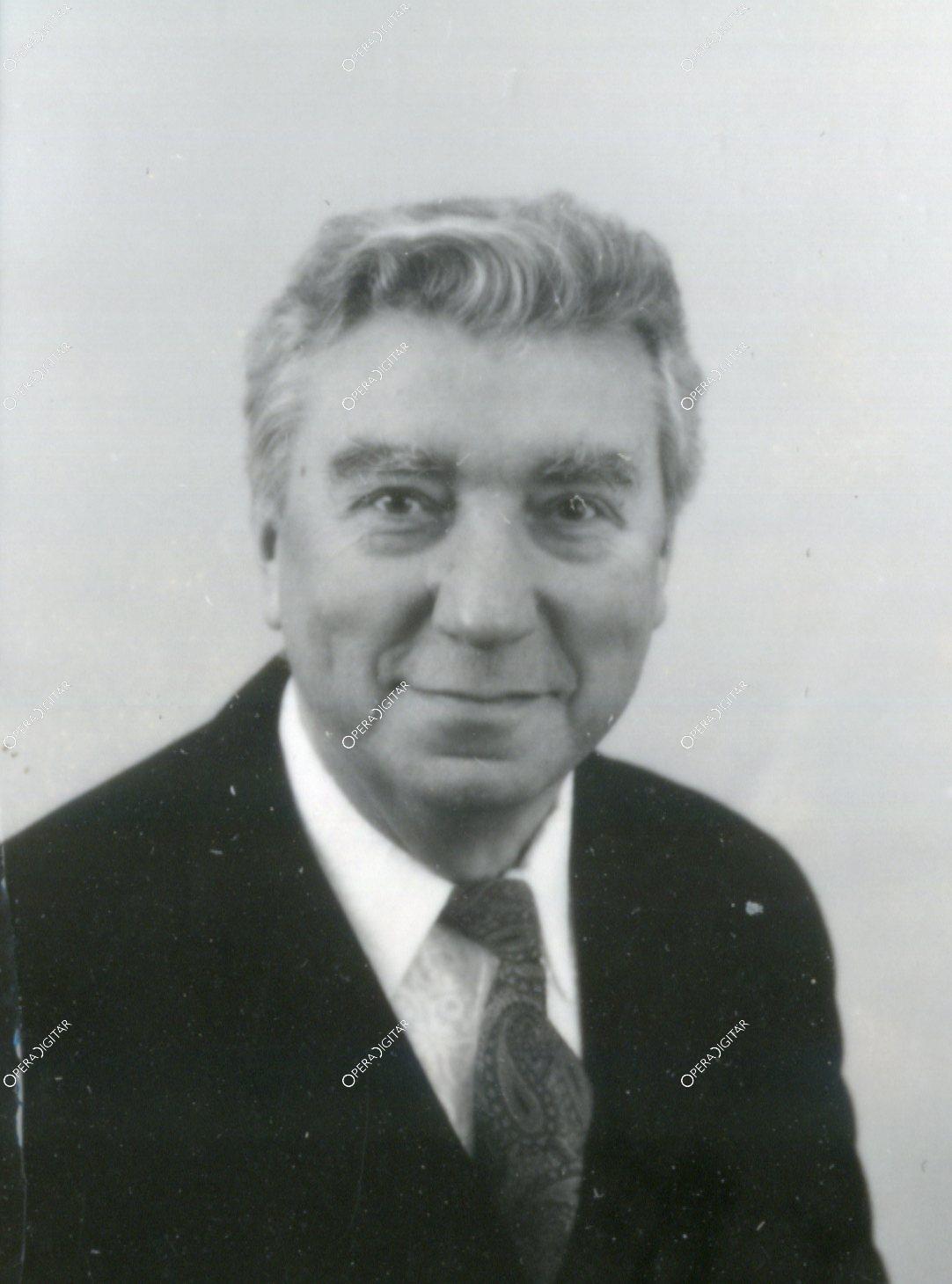 Földváry György fotója