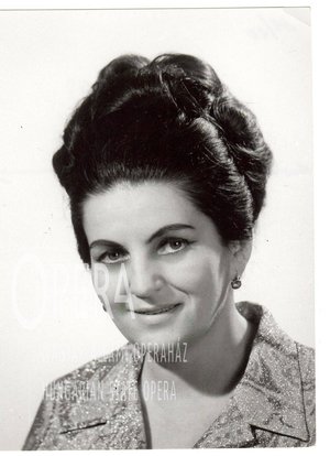 Mátyás Mária fotója