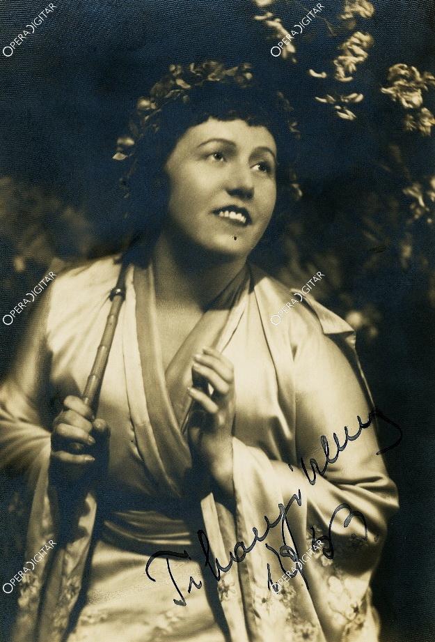 Tihanyi Vilma fotója